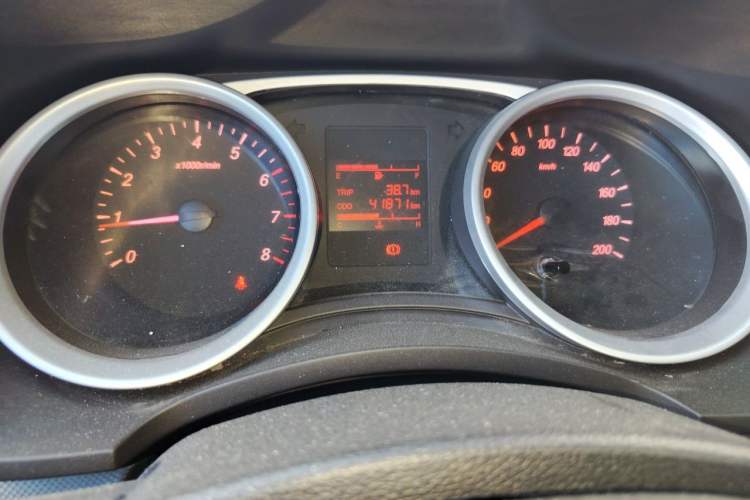 Used Wuling Hongguang 2021 1.5L Facelift S Comfort Version Hydraulic Power Steering LAR Odometer Close Up