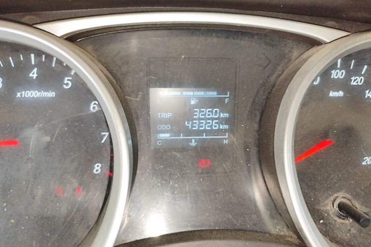 Used Wuling Hongguang 2021 1.5L Facelift S Comfort Version Hydraulic Power Steering LAR Odometer Close Up