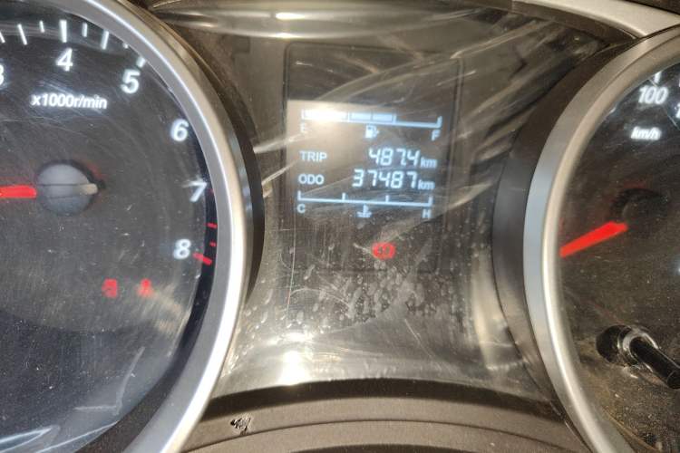 Used Wuling Hongguang 2021 1.5L Facelift S Comfort Version Hydraulic Power Steering LAR Odometer Close Up