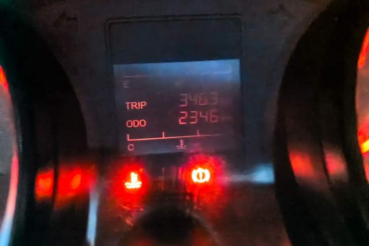 Used Wuling Hongguang 2021 1.5L Revised S Standard Version with Electric Power Steering LAR Odometer Close Up