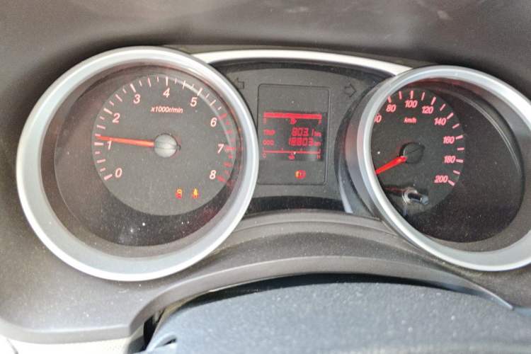 Used Wuling Hongguang 2021 1.5L Revised S Standard Version with Electric Power Steering LAR Odometer Close Up