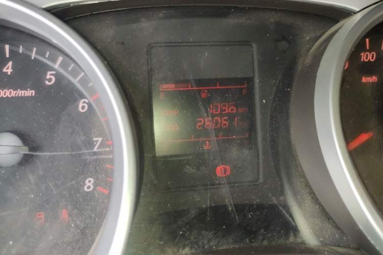 Used Wuling Hongguang 2021 1.5L S Standard Version LAR Odometer Close Up