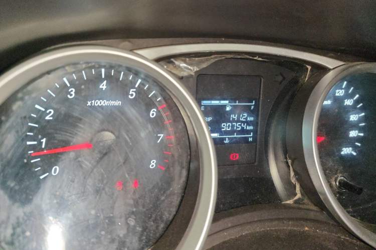 Used Wuling Hongguang 2021 1.5L S Comfort Edition LAR Odometer Close Up
