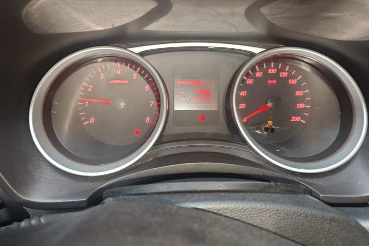 Used Wuling Hongguang 2021 1.5L Revised S Standard Version with Electric Power Steering LAR Odometer Close Up