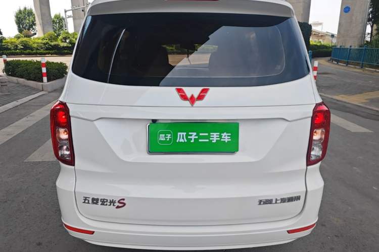 Used Wuling Hongguang 2021 1.5L Revised S Standard Version with Electric Power Steering LAR Rear