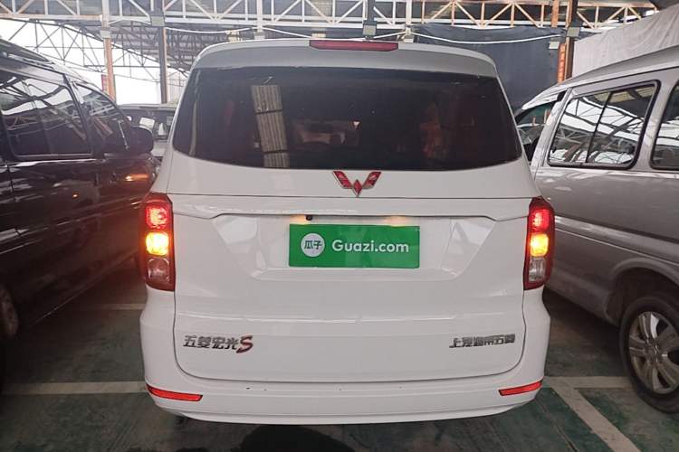 Used Wuling Hongguang 2021 1.5L Revised S Standard Version Hydraulic-Power-Assisted LAR Rear