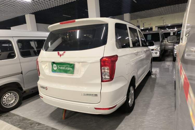 Used Wuling Hongguang 2021 1.5L Revised S Standard Version with Electric Power Steering LAR Rear Right 45 Deg