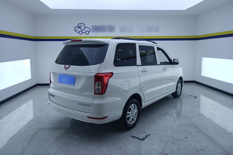 Used Wuling Hongguang 2021 1.5L Revised S Standard Version with Electric Power Steering LAR Rear Right 45 Deg