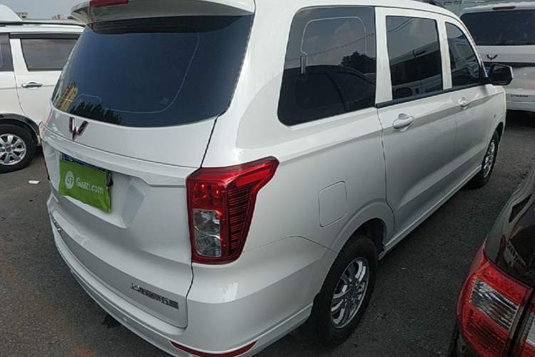 Used Wuling Hongguang 2021 1.5L Revised S Standard Version with Electric Power Steering LAR Rear Right 45 Deg