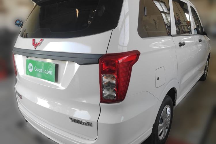Used Wuling Hongguang 2021 1.5L Revised S Base Version with Electric Power Steering LAR Rear Right 45 Deg
