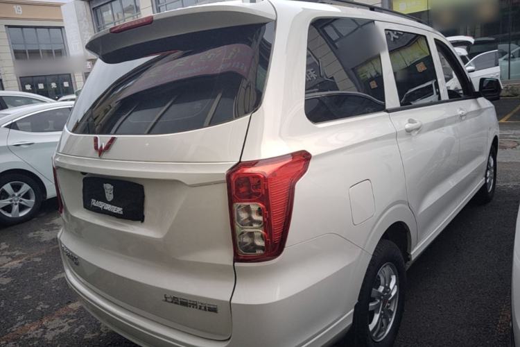 Used Wuling Hongguang 2021 1.5L Revised S Standard Version Hydraulic-Power-Assisted LAR Rear Right 45 Deg