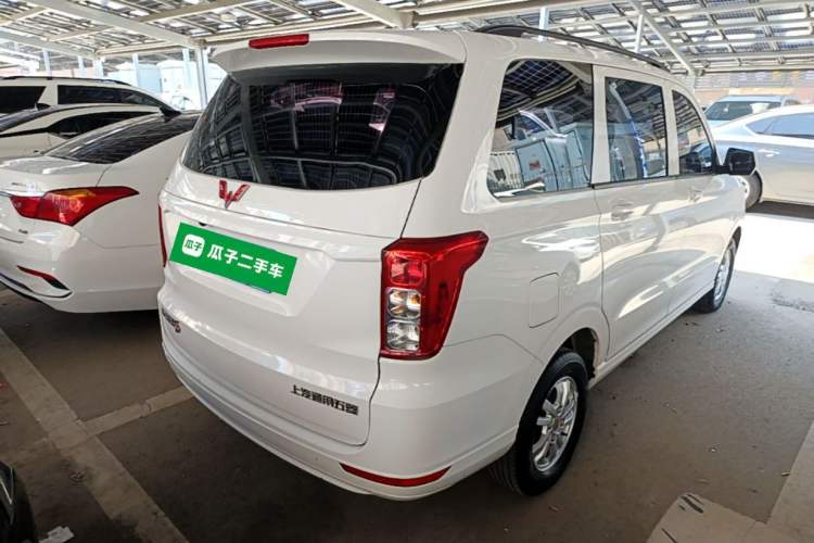 Used Wuling Hongguang 2021 1.5L Revised S Standard Version Hydraulic-Power-Assisted LAR Rear Right 45 Deg