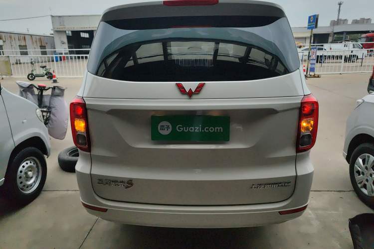 Used Wuling Hongguang 2021 1.5L Revised S Standard Version with Electric Power Steering LAR Rear