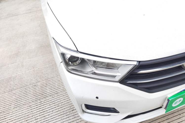 Used Wuling Hongguang 2021 1.5L Facelifted S Comfort Version with Electric Power Steering LAR Right Front Headlight