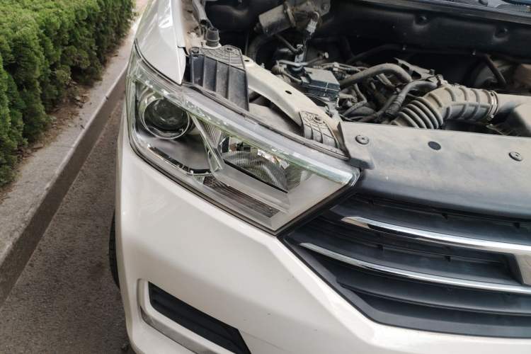 Used Wuling Hongguang 2021 1.5L Facelift S Comfort Version Hydraulic Power Steering LAR Right Front Headlight
