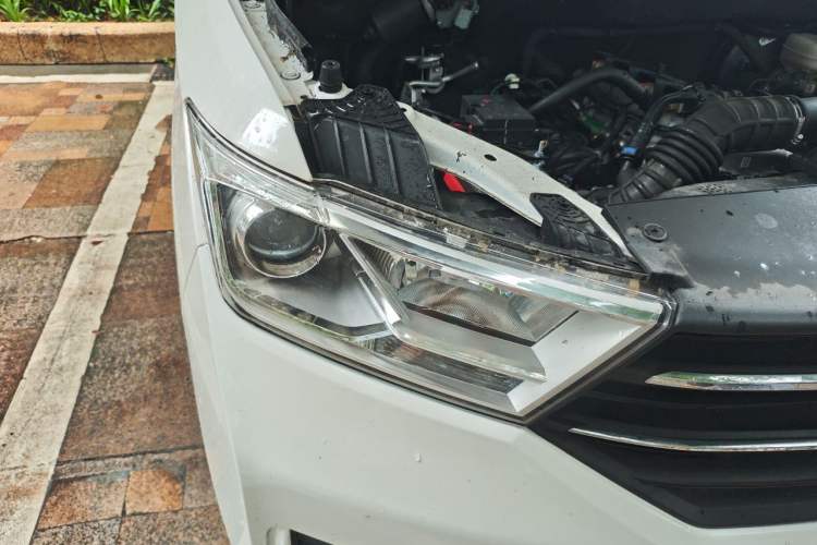 Used Wuling Hongguang 2021 1.5L Facelift S Comfort Version Hydraulic Power Steering LAR Right Front Headlight