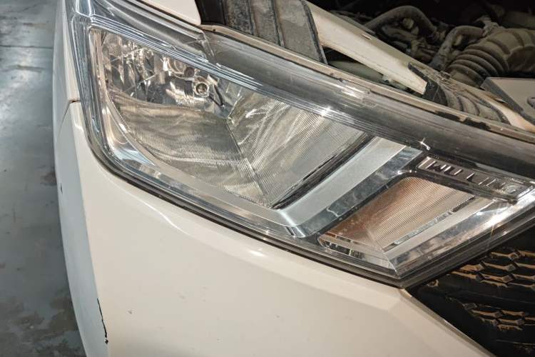 Used Wuling Hongguang 2021 1.5L S Base Version LAR Right Front Headlight