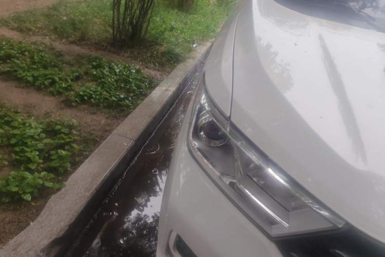 Used Wuling Hongguang 2021 1.5L Revised S Standard Version with Electric Power Steering LAR Right Front Headlight