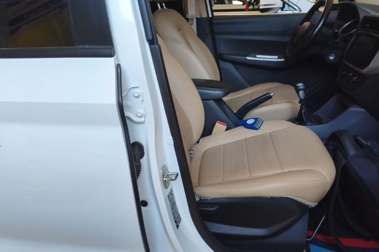 Used Wuling Hongguang 2021 1.5L S Comfort Edition LAR Right Front Seat
