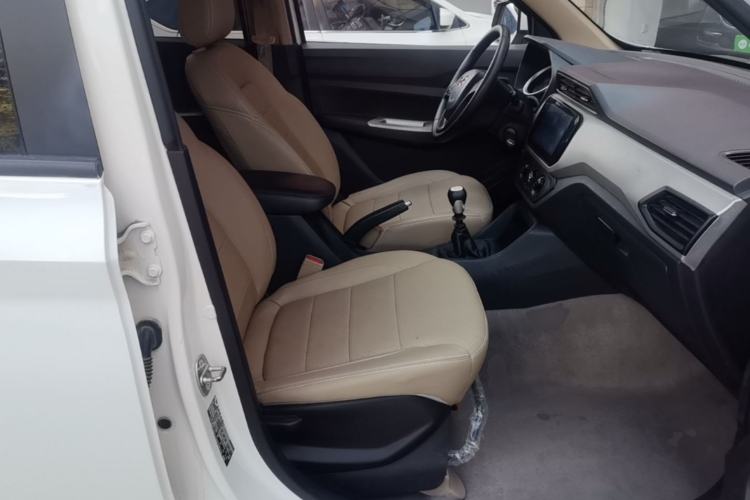 Used Wuling Hongguang 2021 1.5L S Comfort Edition LAR Right Front Seat