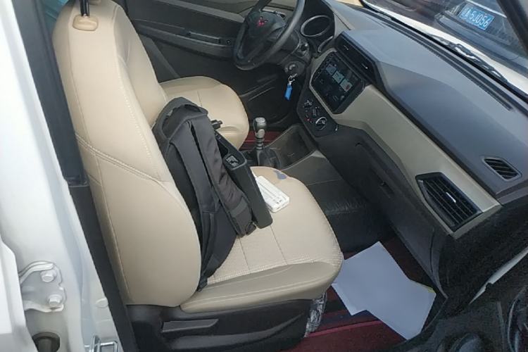 Used Wuling Hongguang 2021 1.5L Revised S Standard Version with Electric Power Steering LAR Right Front Seat