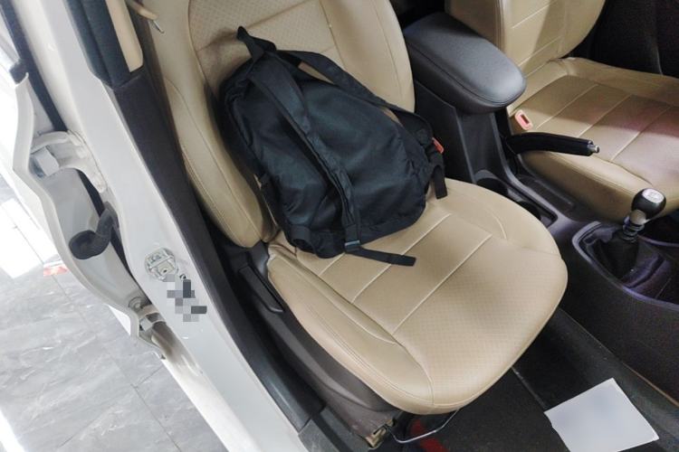 Used Wuling Hongguang 2021 1.5L S Comfort Edition LAR Right Front Seat