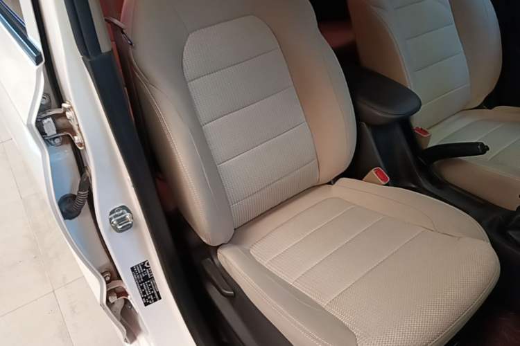 Used Wuling Hongguang 2021 1.5L Revised S Standard Version with Electric Power Steering LAR Right Front Seat