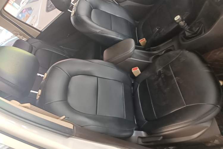 Used Wuling Hongguang 2021 1.5L Revised S Standard Version Hydraulic-Power-Assisted LAR Right Front Seat