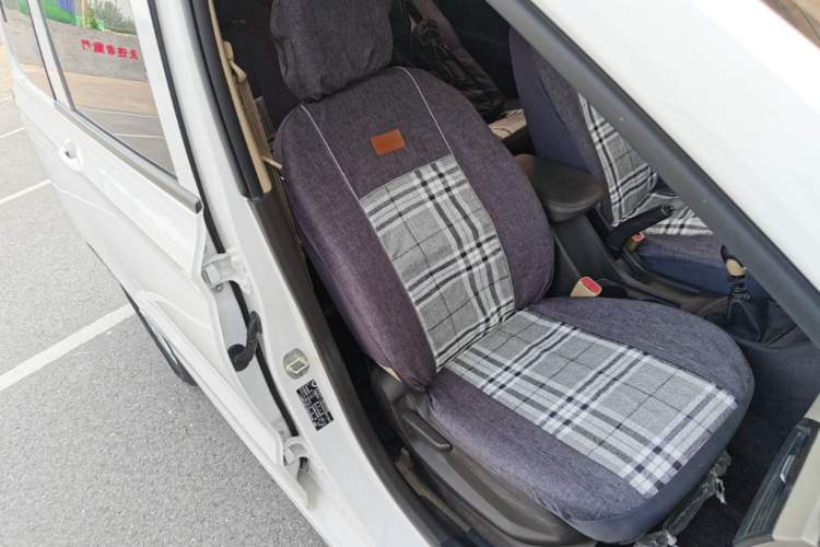 Used Wuling Hongguang 2021 1.5L S Standard Version LAR Right Front Seat