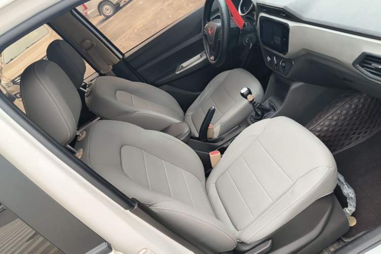 Used Wuling Hongguang 2021 1.5L Facelift S Comfort Version Hydraulic Power Steering LAR Right Front Seat