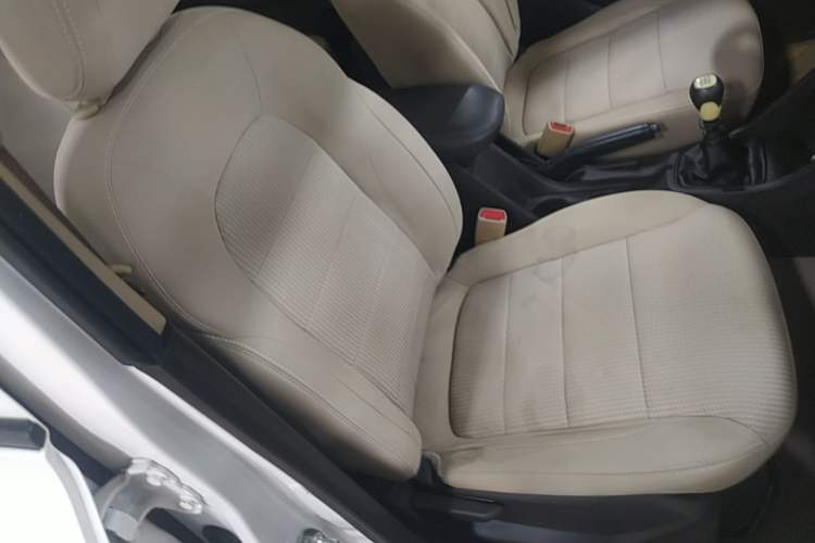 Used Wuling Hongguang 2021 1.5L Revised S Standard Version with Electric Power Steering LAR Right Front Seat