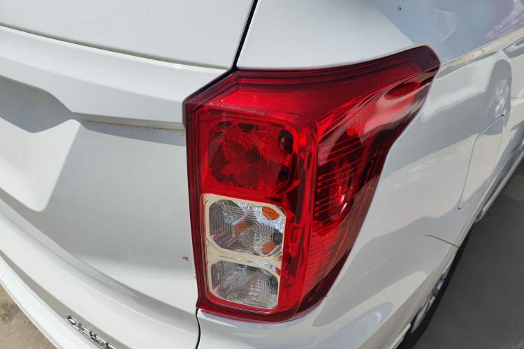 Used Wuling Hongguang 2021 1.5L Facelift S Comfort Version Hydraulic Power Steering LAR Right Rear Taillight