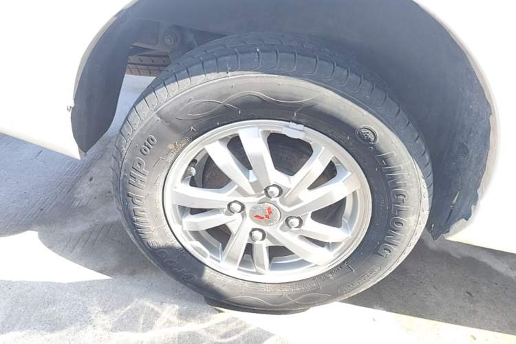 Used Wuling Hongguang 2021 1.5L Facelift S Comfort Version Hydraulic Power Steering LAR Right Rear Wheel Hub