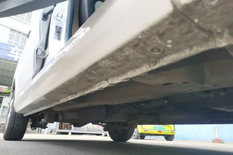 Used Wuling Hongguang 2021 1.5L Revised S Base Version Hydraulic Power Steering LAR Right Side Sill
