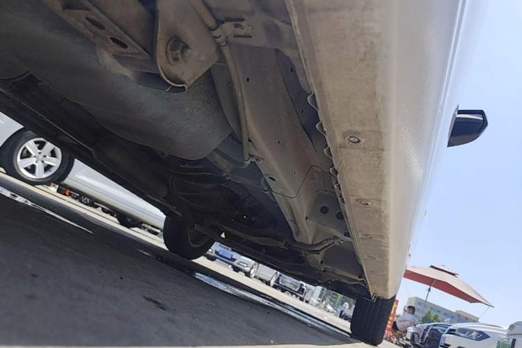 Used Wuling Hongguang 2021 1.5L Facelift S Comfort Version Hydraulic Power Steering LAR Right Side Sill