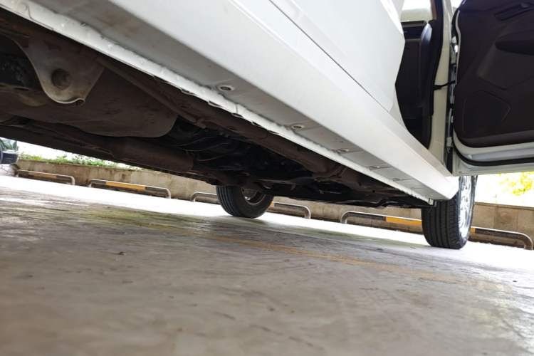 Used Wuling Hongguang 2021 1.5L Revised S Standard Version with Electric Power Steering LAR Right Side Sill