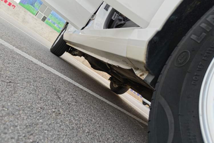 Used Wuling Hongguang 2021 1.5L S Standard Version LAR Right Side Sill