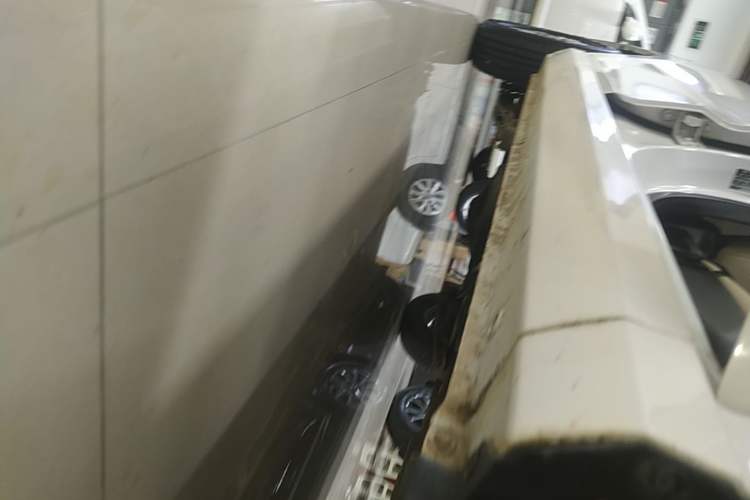 Used Wuling Hongguang 2021 1.5L Revised S Standard Version with Electric Power Steering LAR Right Side Sill