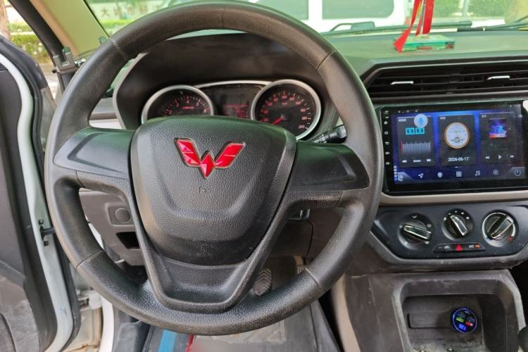 Used Wuling Hongguang 2021 1.5L Revised S Standard Version with Electric Power Steering LAR Steering Wheel