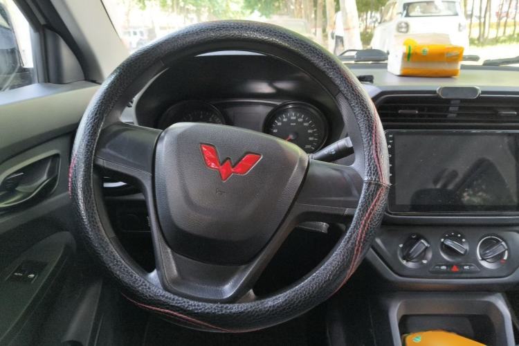 Used Wuling Hongguang 2021 1.5L Revised S Base Version with Electric Power Steering LAR Steering Wheel