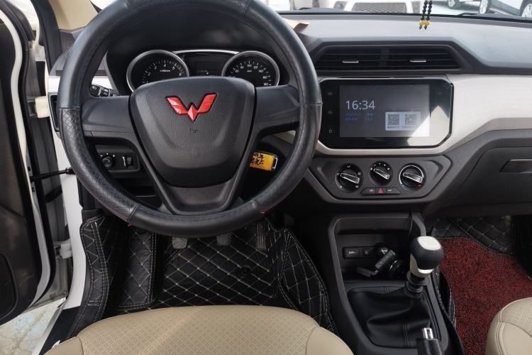 Used Wuling Hongguang 2021 1.5L Facelift S Comfort Version Hydraulic Power Steering LAR Steering Wheel