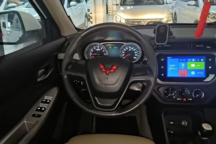 Used Wuling Hongguang 2021 1.5L Facelifted S Comfort Version with Electric Power Steering LAR Steering Wheel