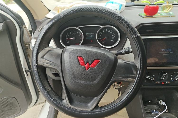 Used Wuling Hongguang 2021 1.5L Facelift S Comfort Version Hydraulic Power Steering LAR Steering Wheel