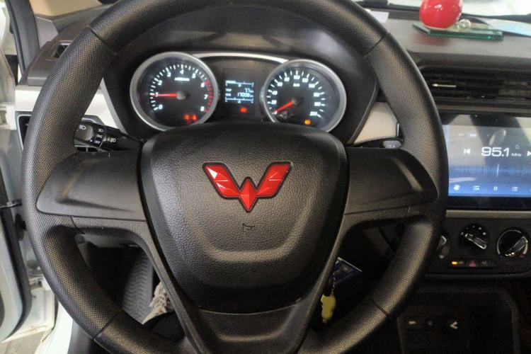 Used Wuling Hongguang 2021 1.5L Facelift S Comfort Version Hydraulic Power Steering LAR Steering Wheel