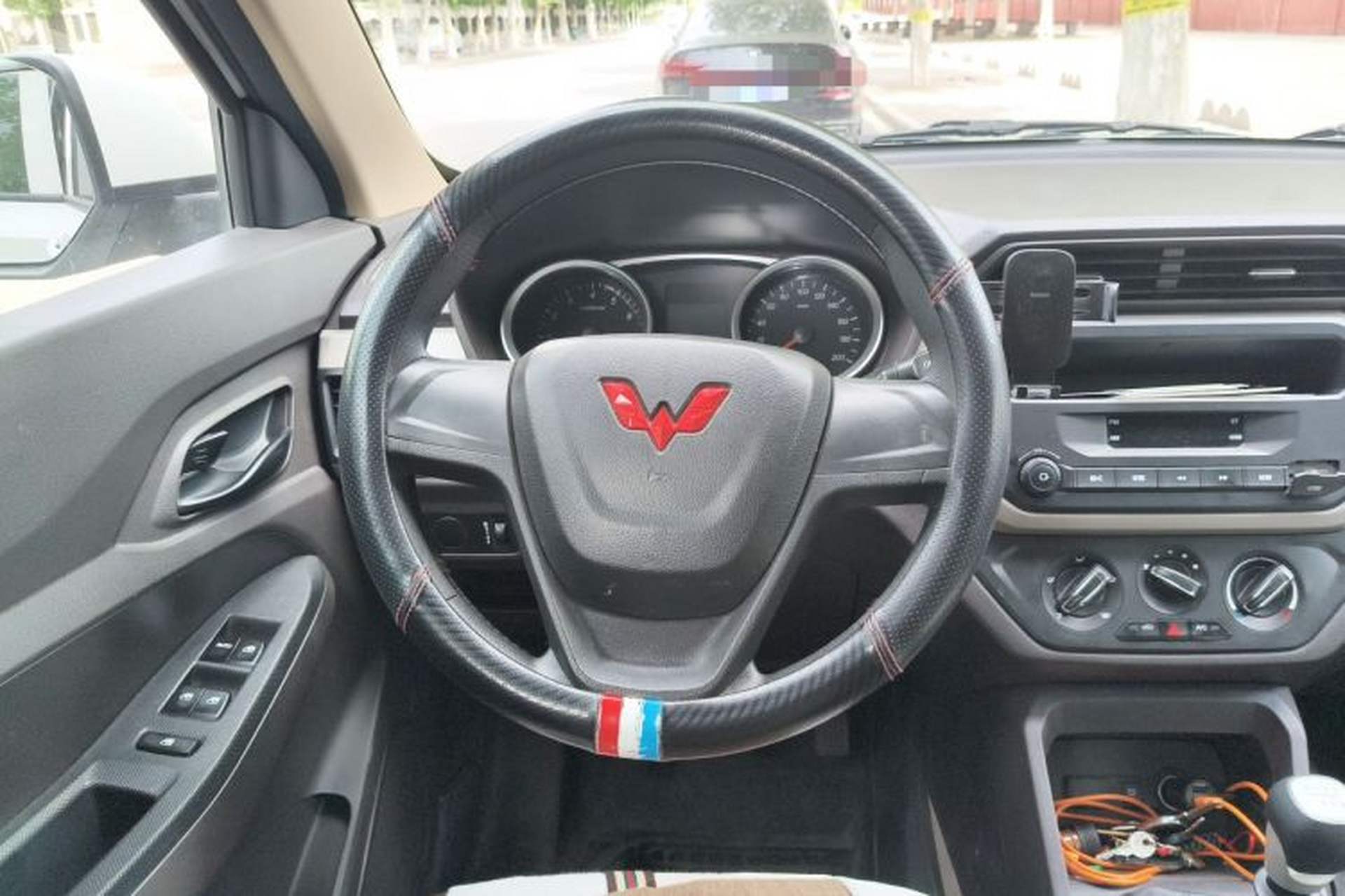Used Wuling Hongguang 2021 1.5L Revised S Standard Version Hydraulic-Power-Assisted LAR Steering Wheel