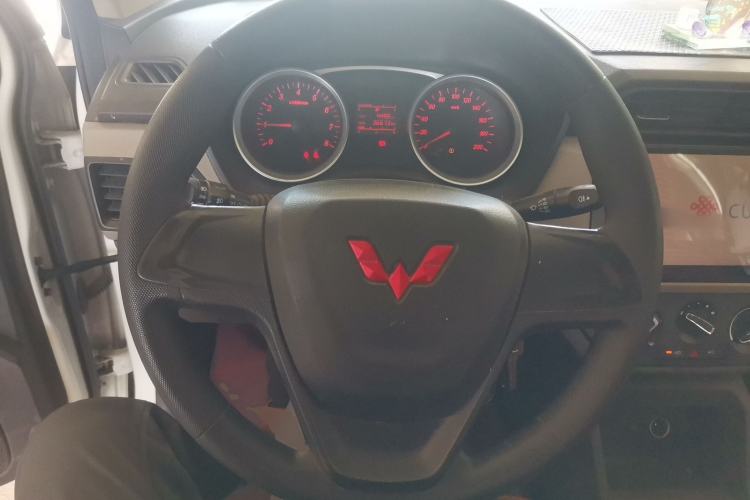 Used Wuling Hongguang 2021 1.5L S Standard Version LAR Steering Wheel