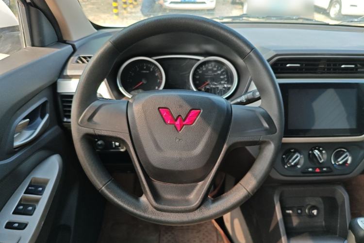 Used Wuling Hongguang 2021 1.5L Facelift S Comfort Version Hydraulic Power Steering LAR Steering Wheel