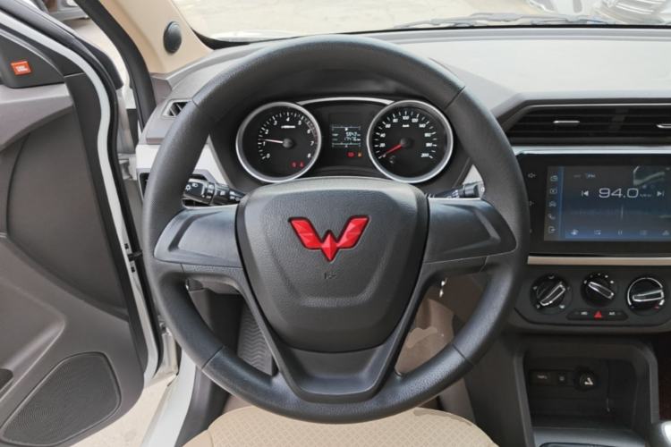 Used Wuling Hongguang 2021 1.5L Facelift S Comfort Version Hydraulic Power Steering LAR Steering Wheel