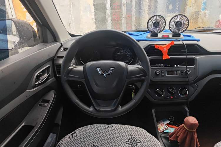 Used Wuling Hongguang 2021 1.5L S Base Version LAR Steering Wheel