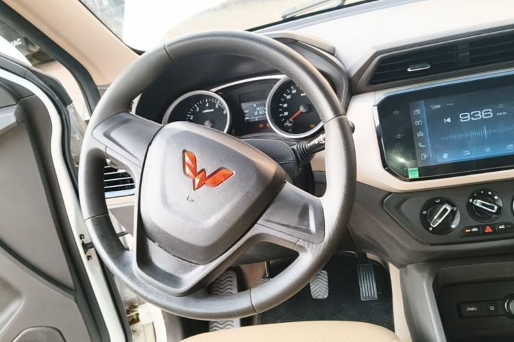 Used Wuling Hongguang 2021 1.5L Facelift S Comfort Version Hydraulic Power Steering LAR Steering Wheel